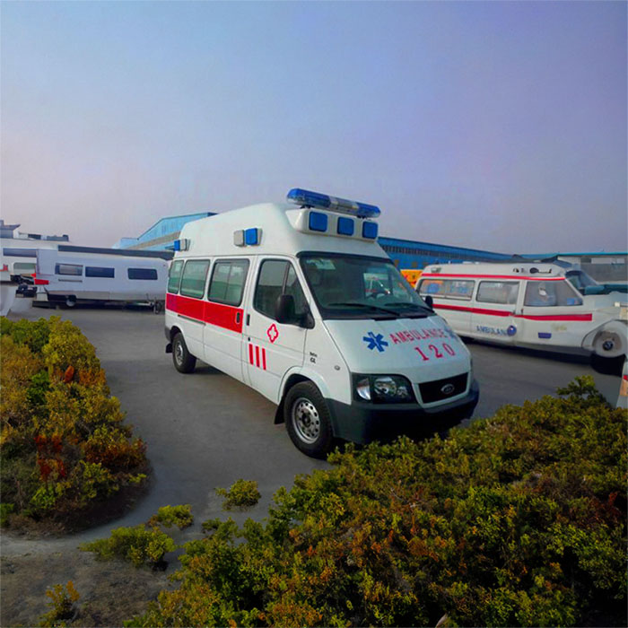 西宁出租私人救护车联系电话