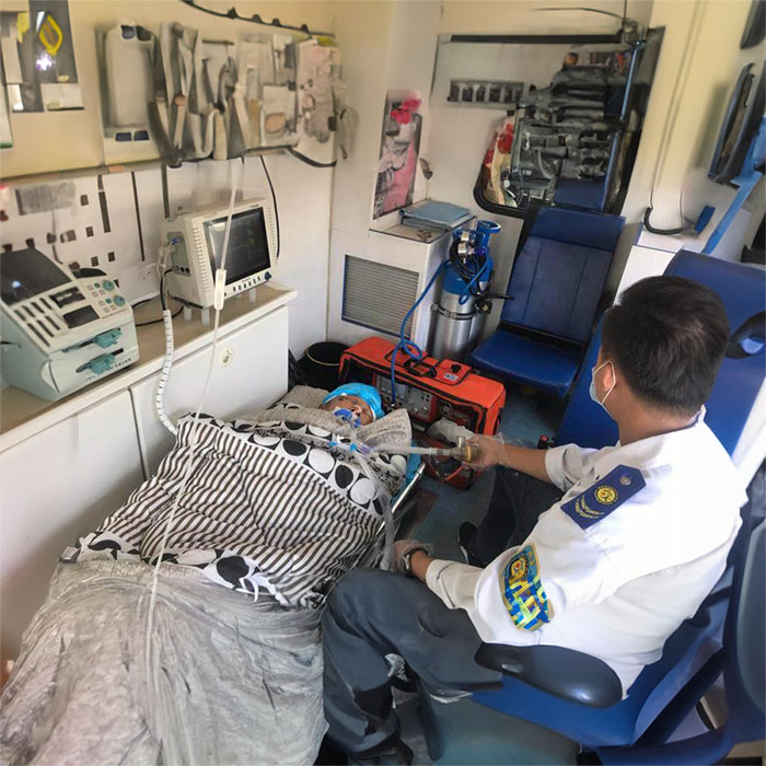 西宁出租急救车电话