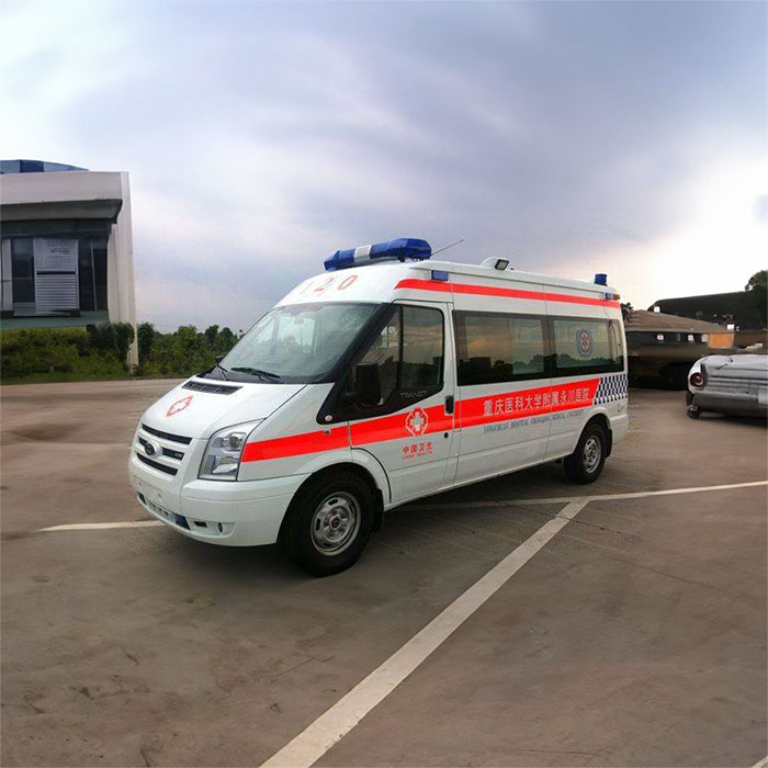 西宁私人救护车出租电话