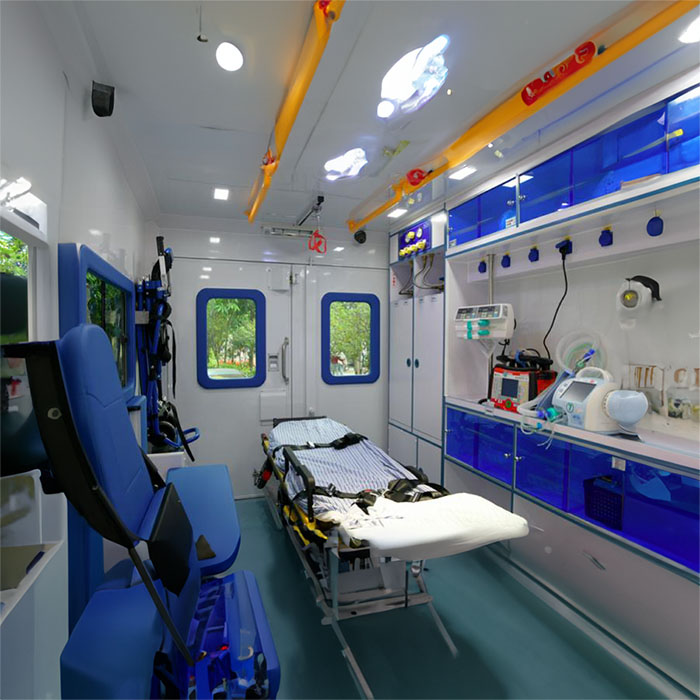 西宁私人救护车租车电话