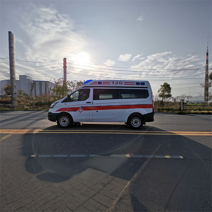 西宁救护车租车收费标准