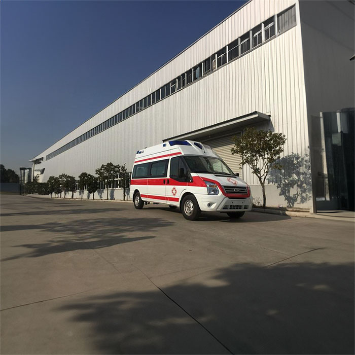 西宁救护车租赁联系方式