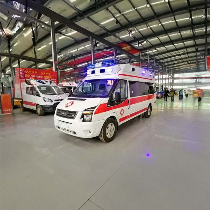 西宁租赁私人救护车电话号码