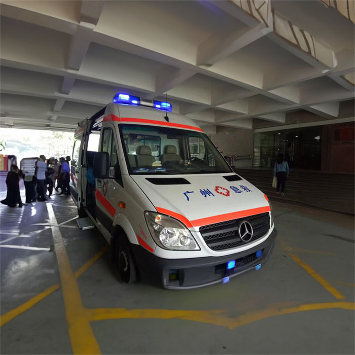 西宁救护车租车联系方式