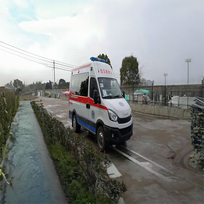 西宁救护车租车收费