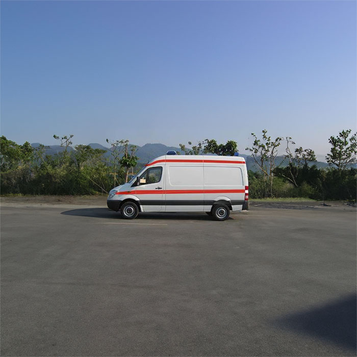 西宁急救车租车多少钱