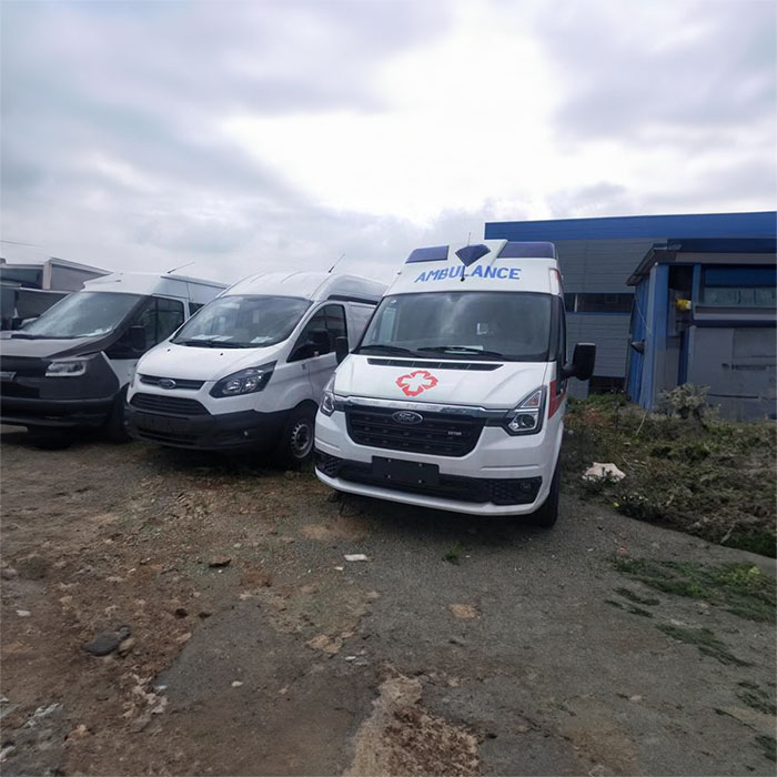 西宁救护车出租费用