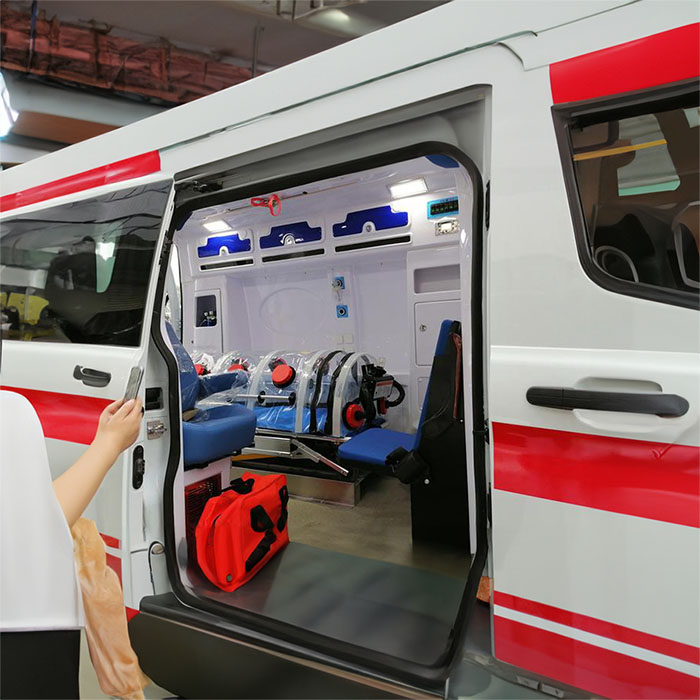 西宁私人救护车租车费用