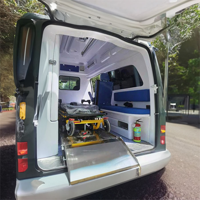 西宁急救车租车联系方式