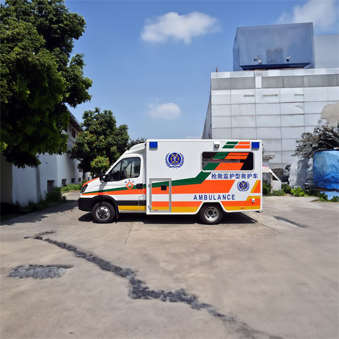 西宁救护车租车多少钱