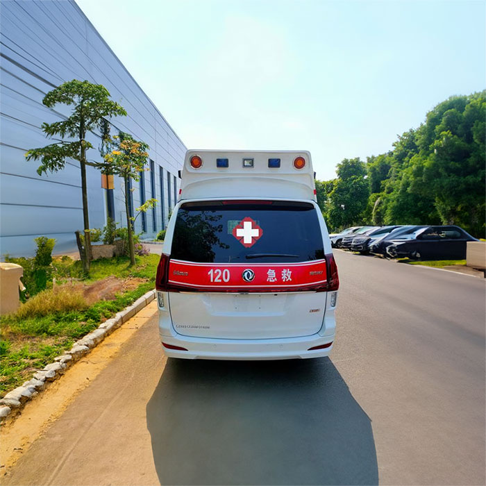 西宁救护车租赁费用