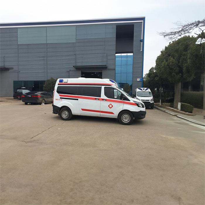 西宁救护车出租收费