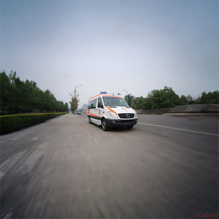 西宁出租急救车电话