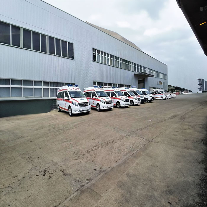 西宁救护车租赁多少钱