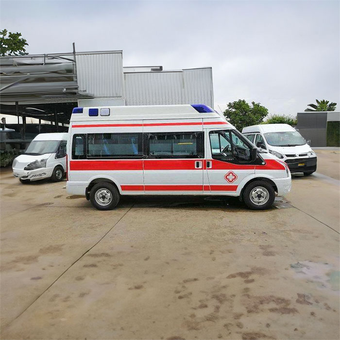 西宁救护车租车收费