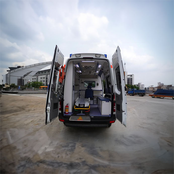 西宁救护车租赁收费标准