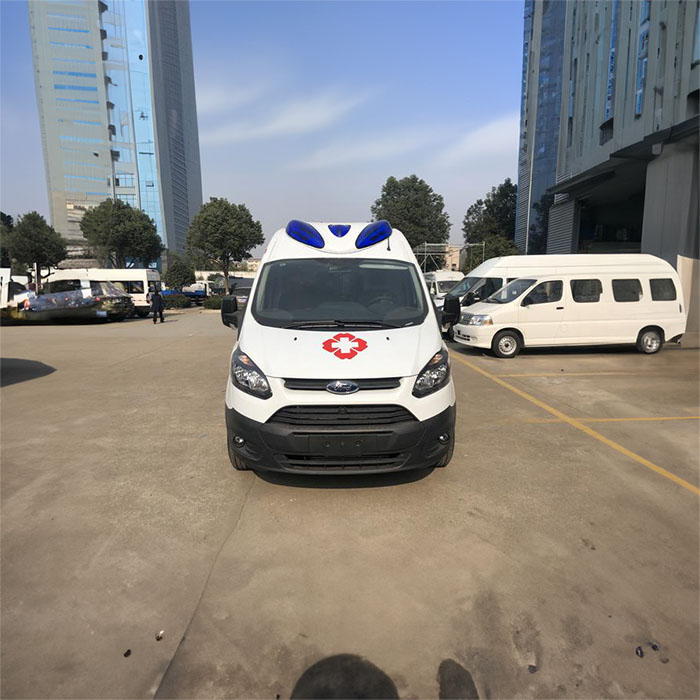 西宁私人救护车租车电话号码