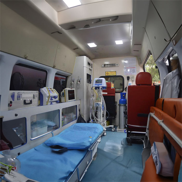 西宁救护车租车费用