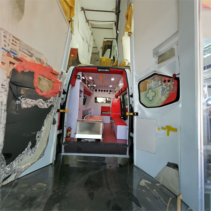 西宁租赁私人救护车电话