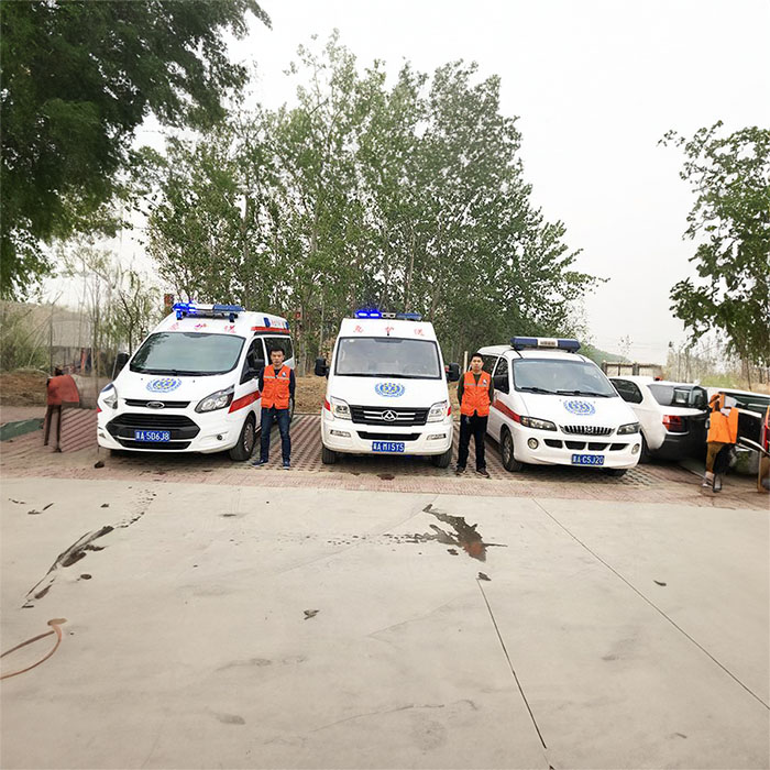 西宁救护车租车费用