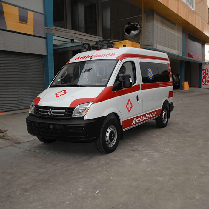 西宁急救车出租多少钱