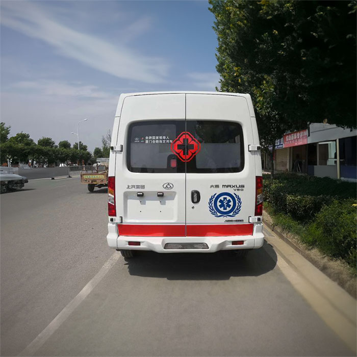 西宁私人救护车租车电话