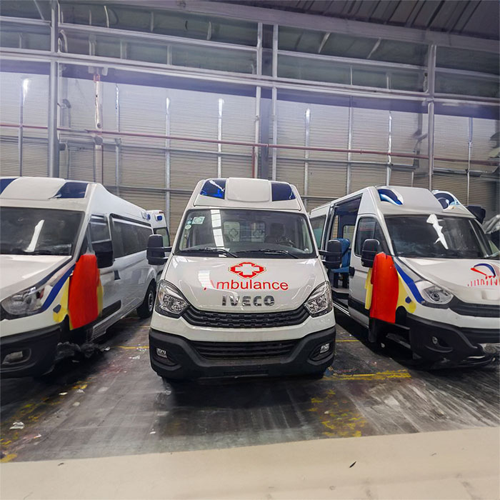 西宁私人救护车出租多少钱