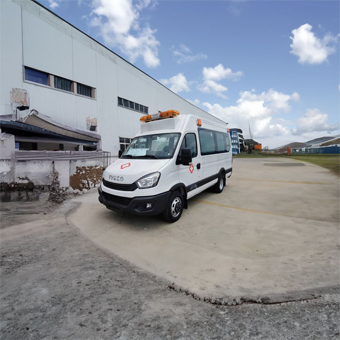 西宁私人救护车租赁多少钱