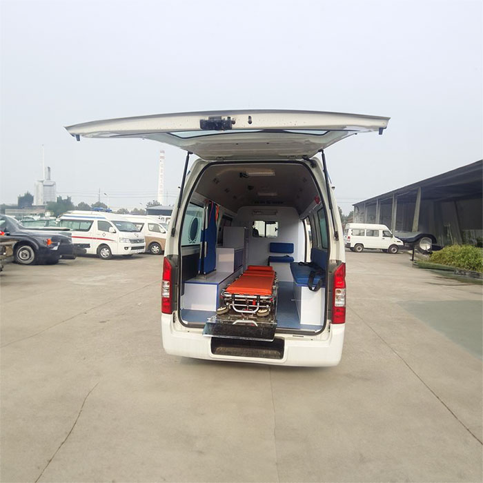 西宁出租私人救护车电话