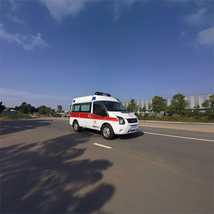 西宁私人救护车出租费用