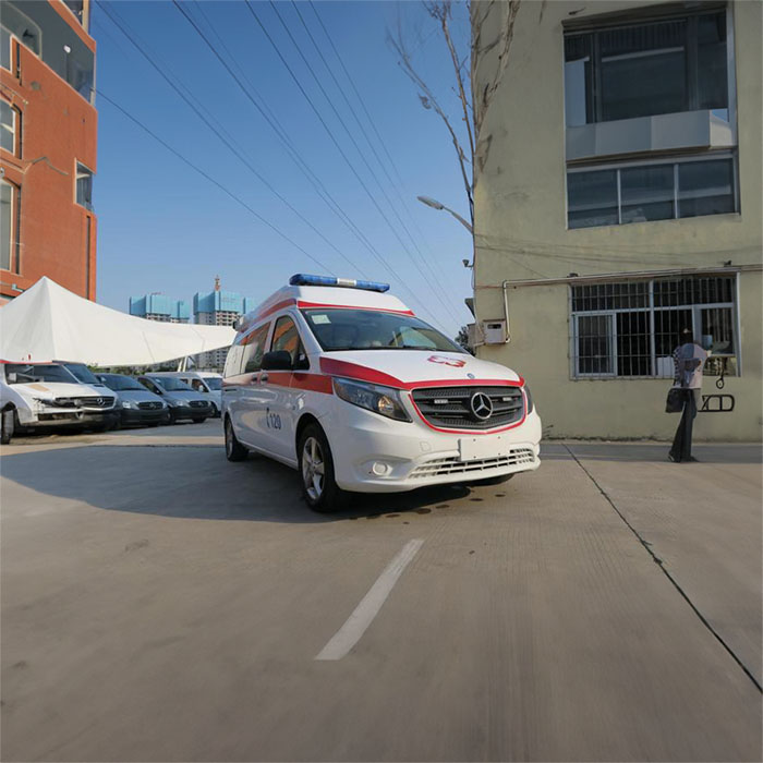 西宁出租私人救护车联系方式