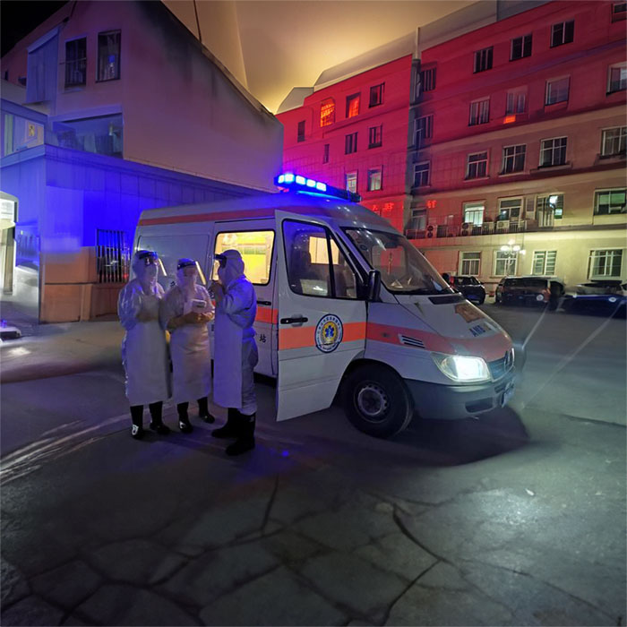 西宁出租急救车电话