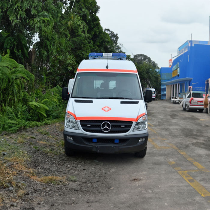 西宁急救车租车联系方式