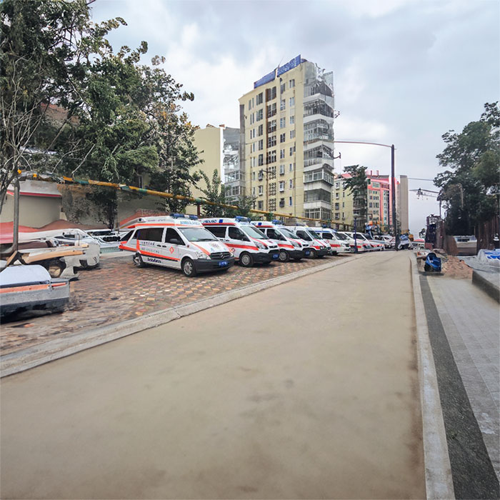 西宁私人救护车租赁收费标准