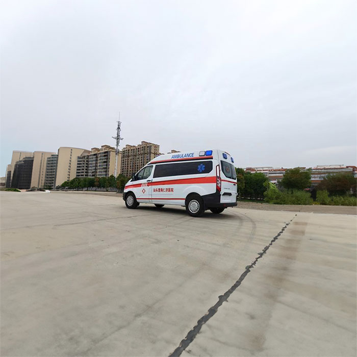 西宁急救车出租联系电话