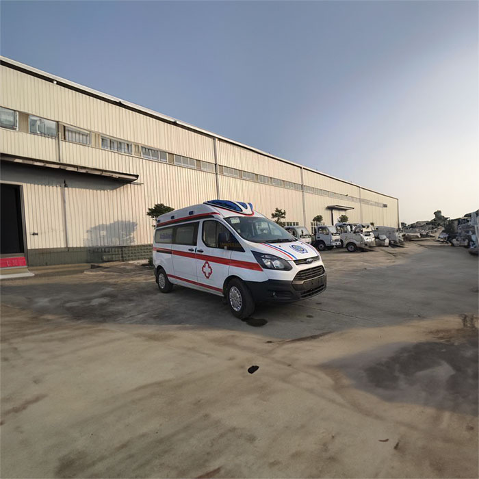 西宁私人救护车租车多少钱