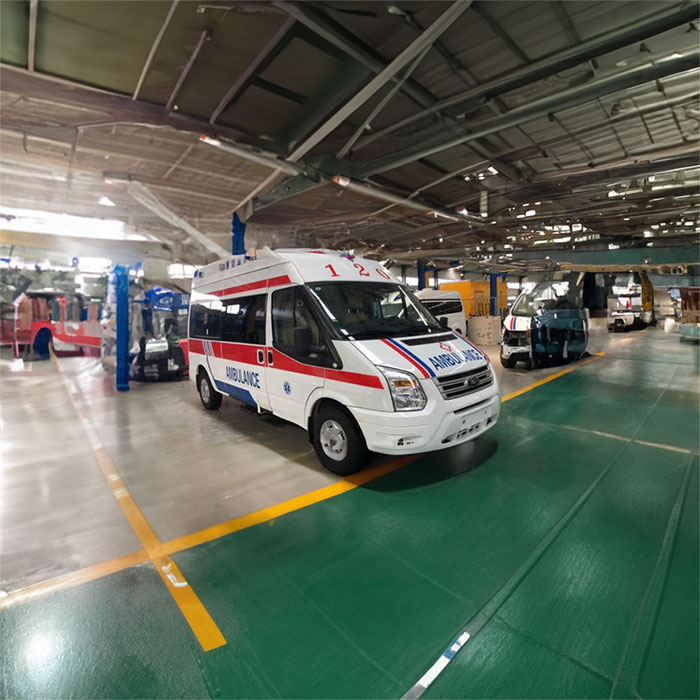 西宁救护车租赁电话