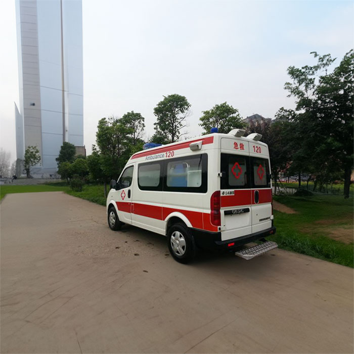 西宁急救车租赁电话