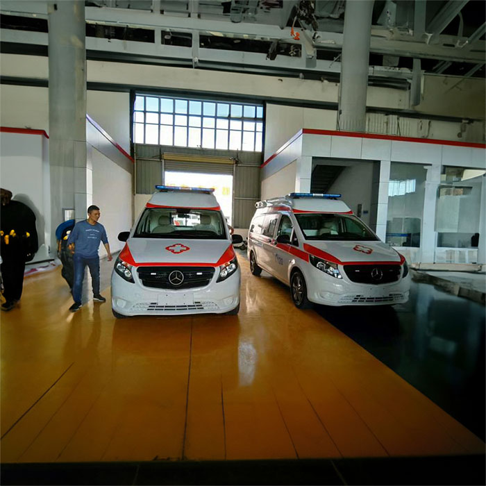 西宁私人救护车租赁多少钱