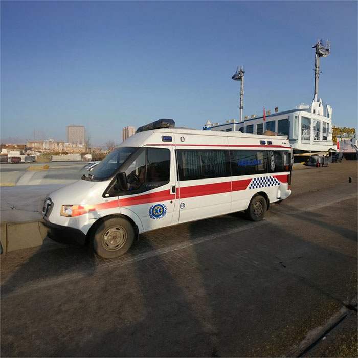 西宁私人救护车租赁收费标准