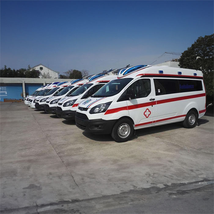 西宁私人救护车出租收费