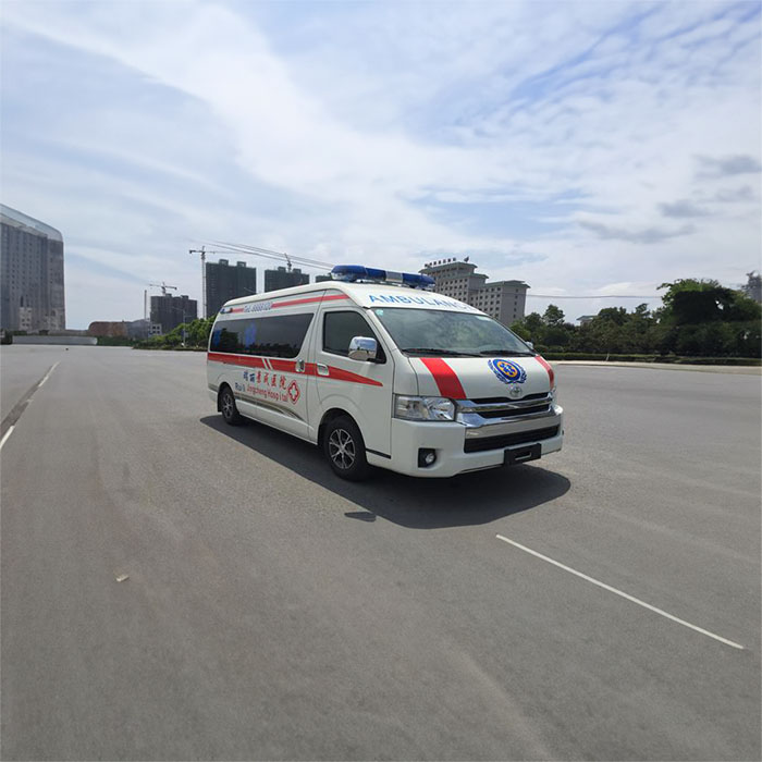 西宁租赁私人救护车联系方式