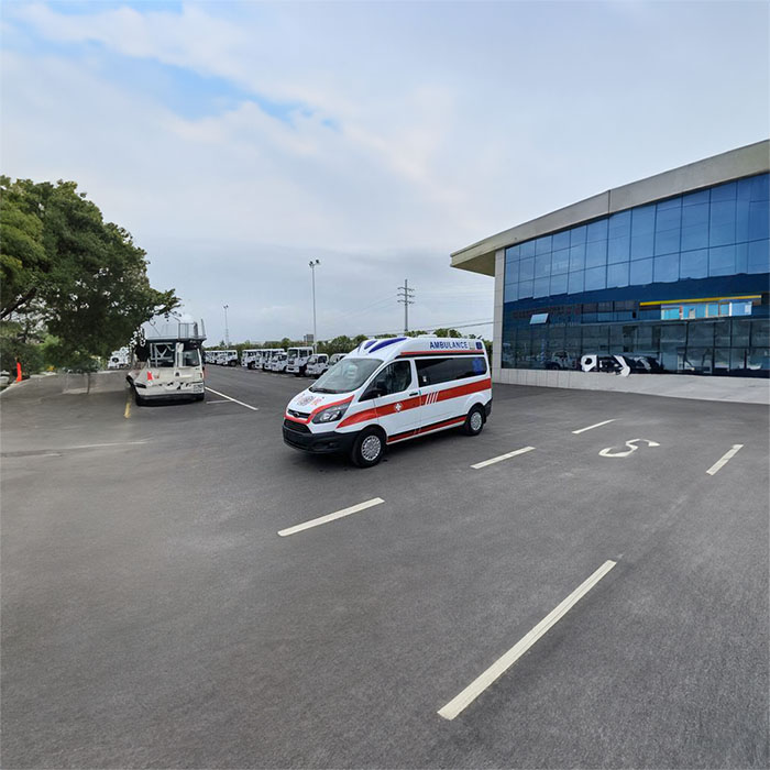 西宁私人救护车租车收费