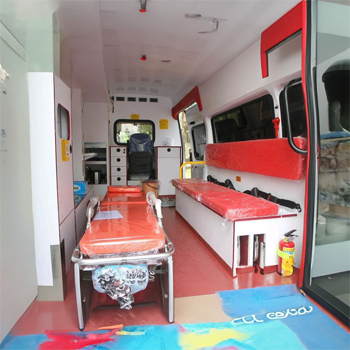 西宁租赁私人救护车电话
