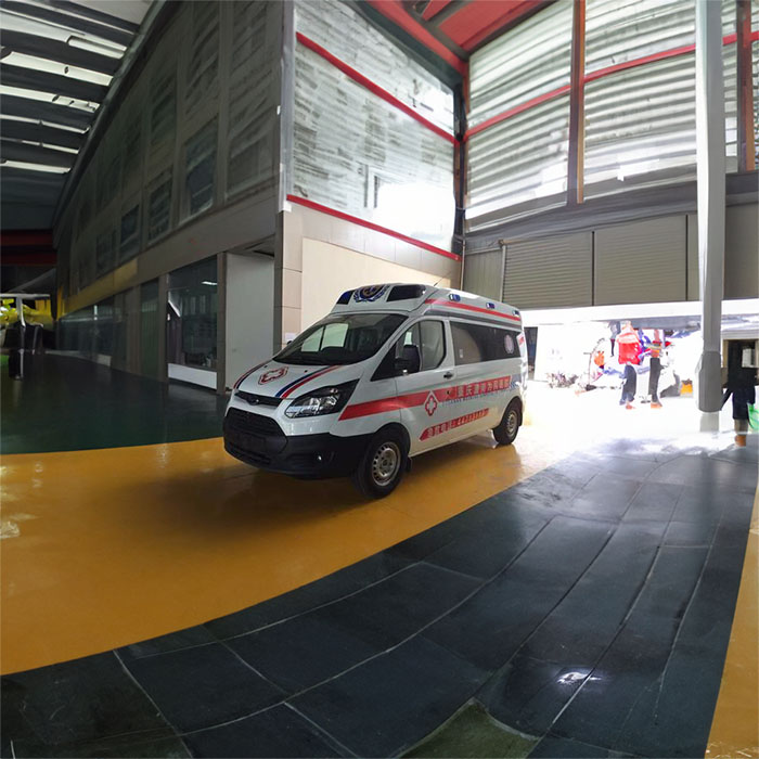 西宁租赁救护车电话