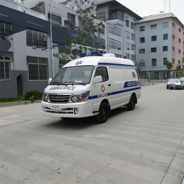 西宁救护车租车收费