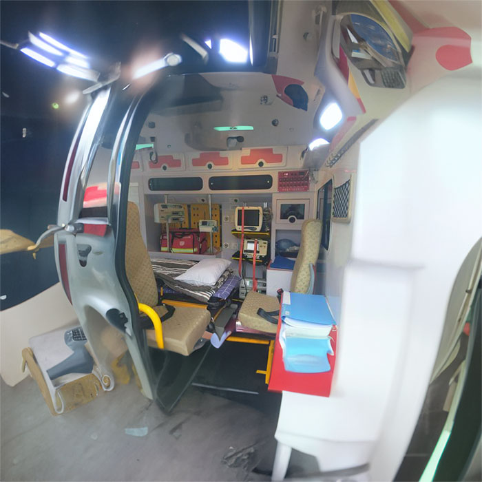 西宁急救车出租多少钱