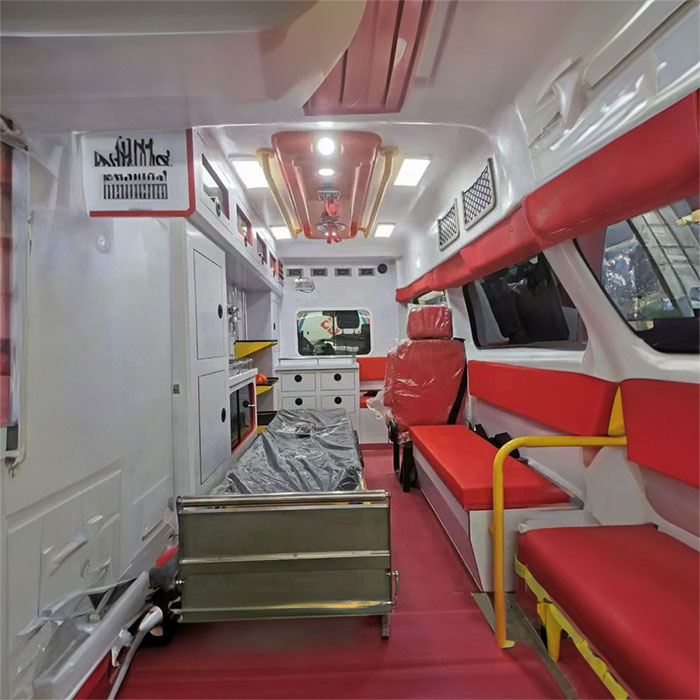 西宁租赁私人救护车电话