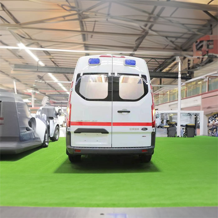 西宁私人救护车租车收费标准