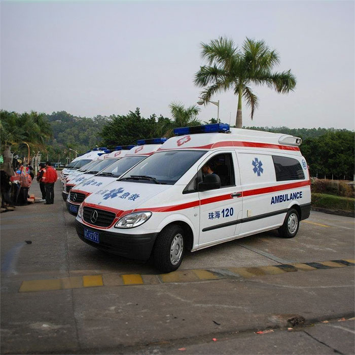 西宁出租急救车电话号码